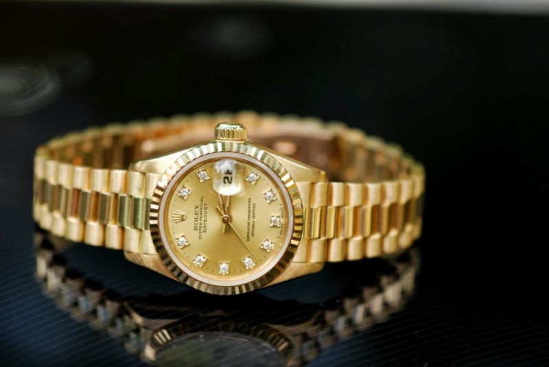 Đồng hồ mạ vàng PVD liệu có bền màu?